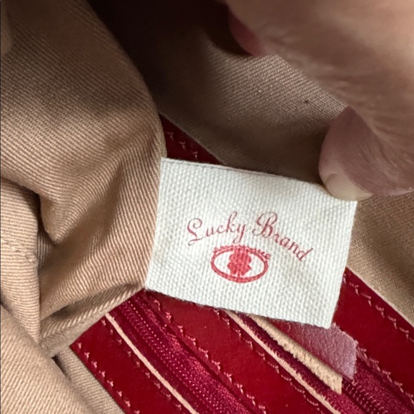 Lucky Brand Red Leather Shoulder/Crossbody Bag - Picture 2 of 12